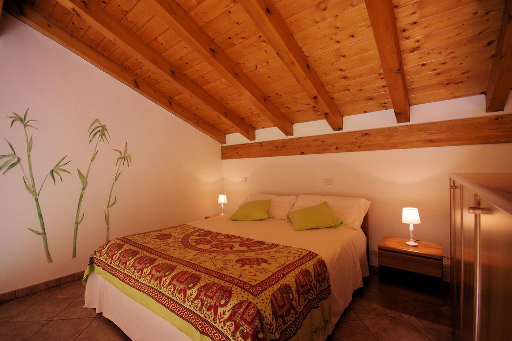 Residence Celeste Mezzegra Ngoại thất bức ảnh