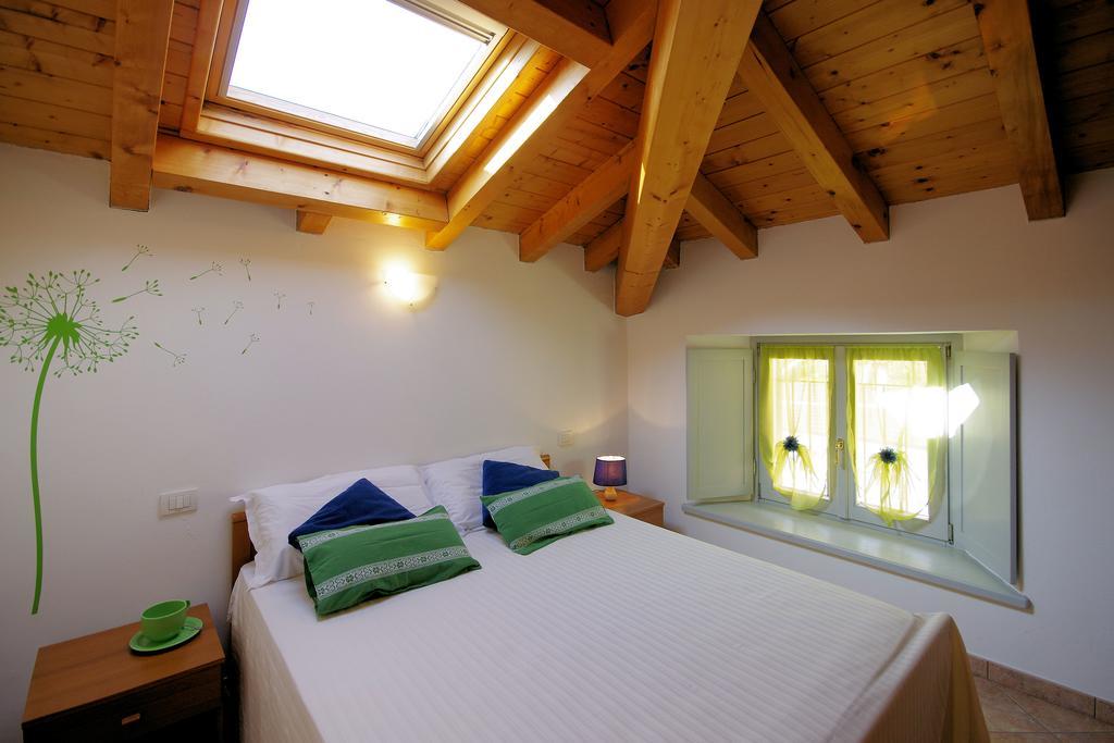 Residence Celeste Mezzegra Ngoại thất bức ảnh